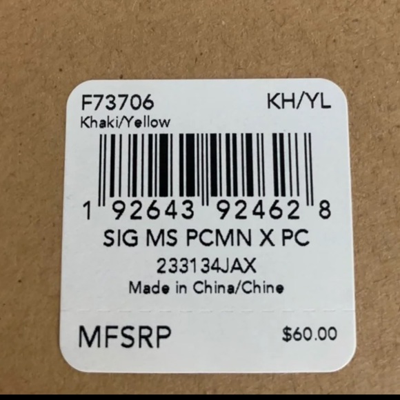 NWT•Coach Signature/Ms PacMan LI iPhone X case-Free screen protector - Picture 5 of 5